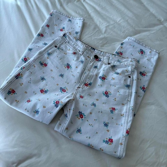 wrangler x billabong limited edition white she's cheeky floral jeans womens‎ 25 - Picture 3 of 9